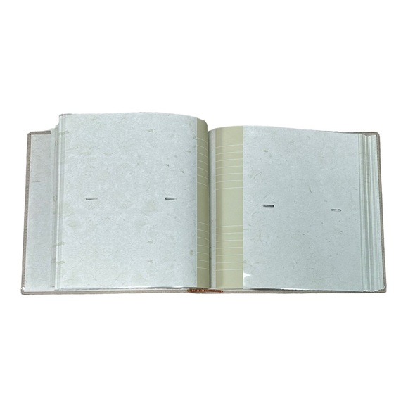 Pioneer Photo Album Family Theme Holds 200 Photos 4"x 6" NWT Front Pocket - Picture 4 of 5